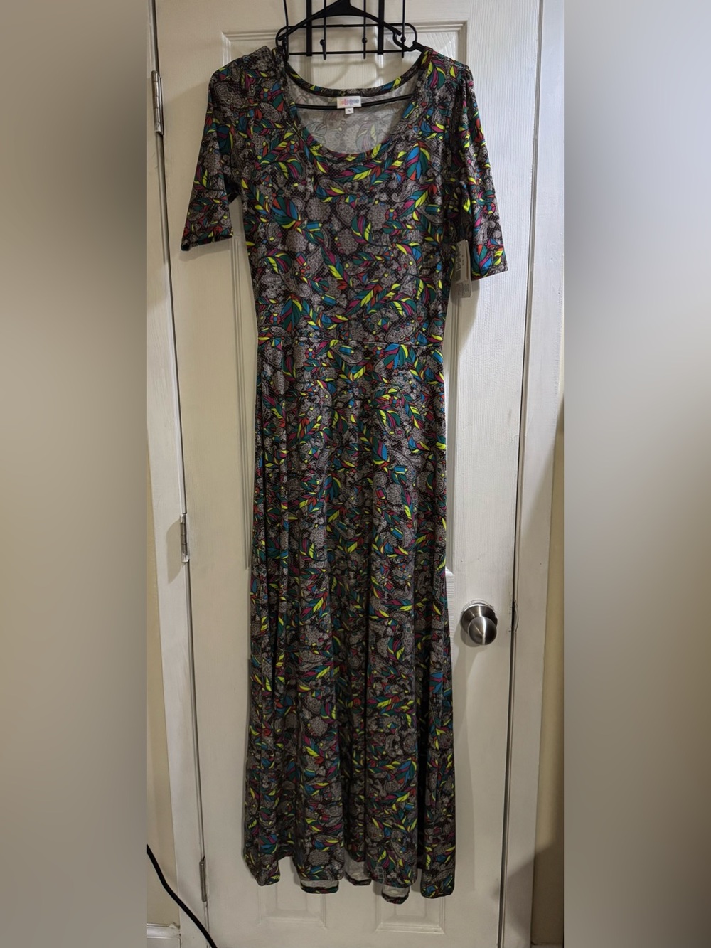 Lularoe Ana Maxi Dress Paisley Bright Feathers Brown White Size S Nwt